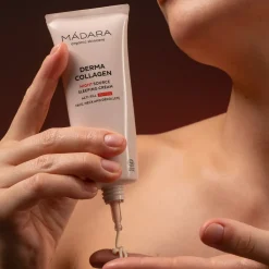Crème de nuit raffermissante aux peptides – Hydratation & élasticité