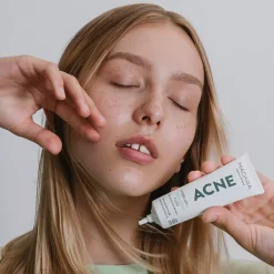 Fluide Équilibrant & Hydratant – Peaux grasses, acnéiques et brillantes